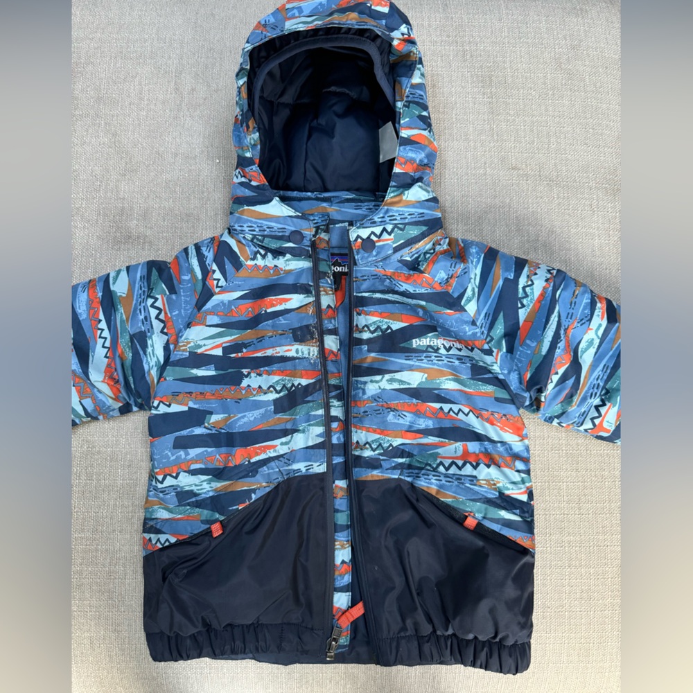 Patagonia Kids Puffer Jacket in Navy, Light Blue & Orange Print